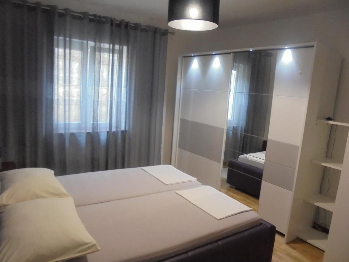 Apartment Maestral เซนญ์ ภายนอก รูปภาพ